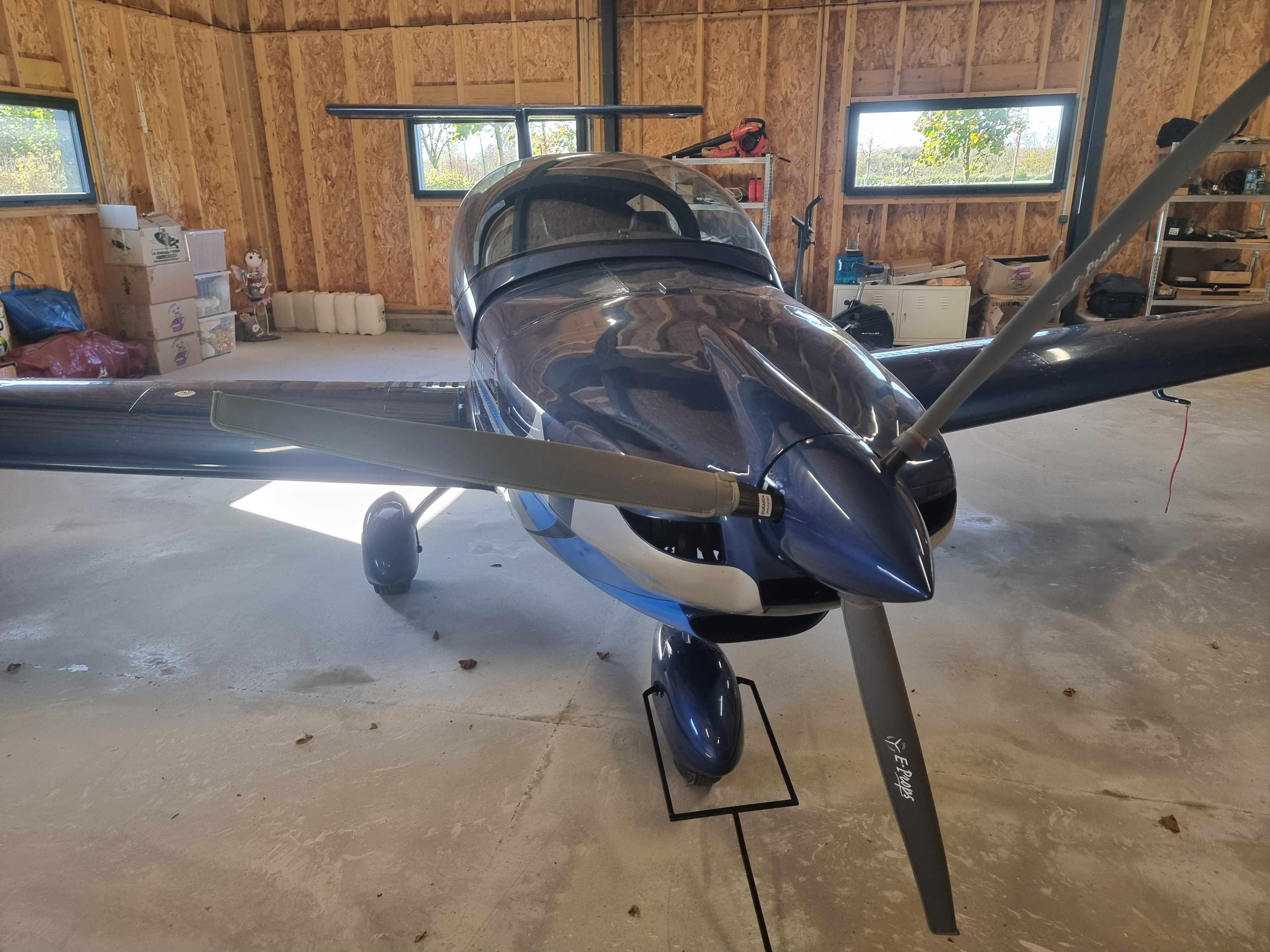 ulm occasion  -  - VENDS DOVA DV1 SKYLARK